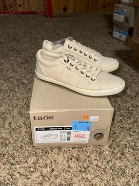 NEW Women’s Taos Star Natural Hemp Sneakers Shoes Size 6